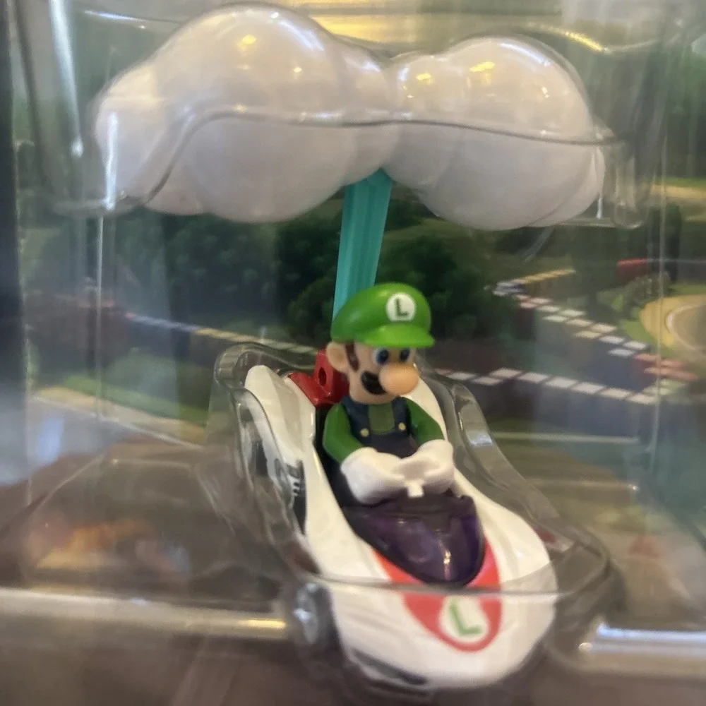 Hot‎ Wheels  Mario Kart Series  Luigi P-Wing With Cloud Glider  Sealed